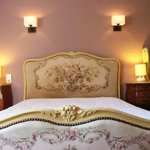 https://hotel-du-cheval-blanc-saint-remy-de-provence.fr-provencehotel.com
